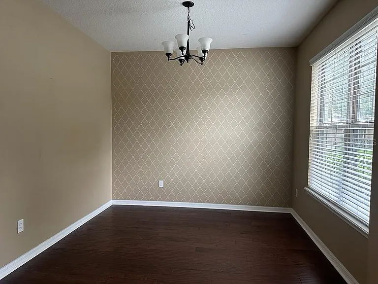 3034 Winglewood Cir — Photo 7