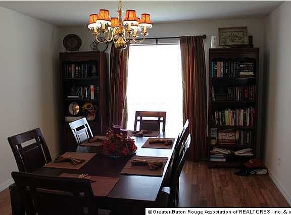 3rd image of 17490 Blossom Trail Dr