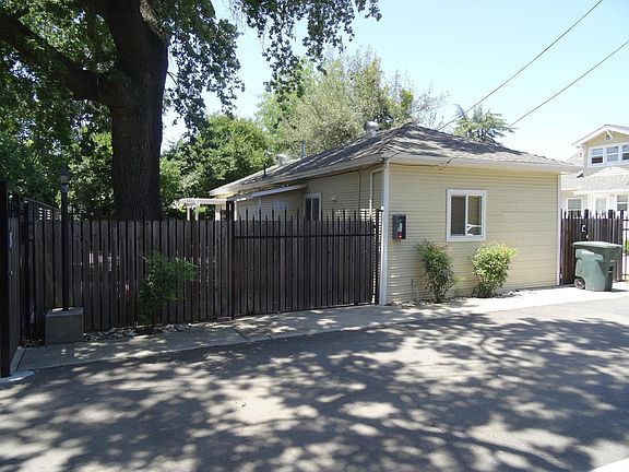 3rd image of 1330 Arcade Blvd APT C