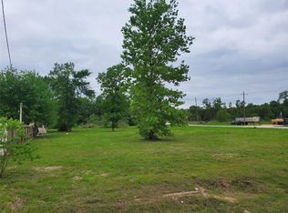 24 County Road 3555, Cleveland, TX 77327