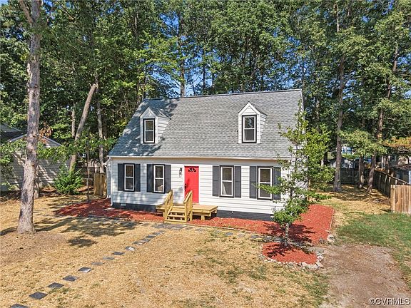4th image of 6130 Leopold Cir