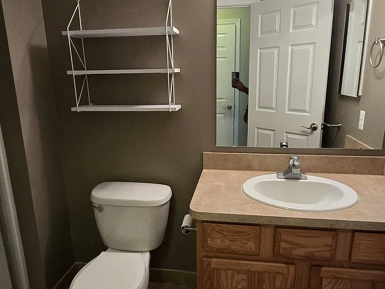 14262 Shadywood Dr #32 — Photo 9