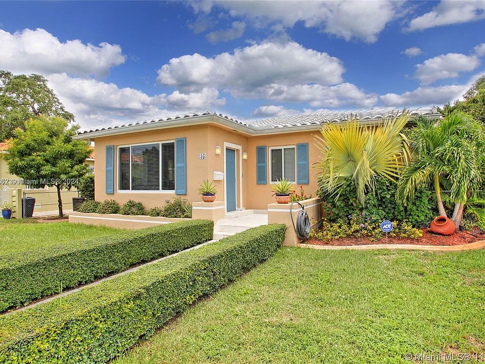 1st image of 35 Veragua Ave