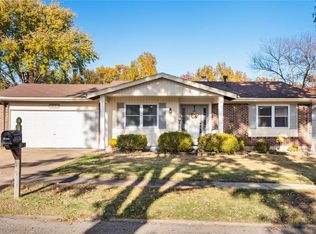 615 Lemonwood Dr, Ballwin, MO