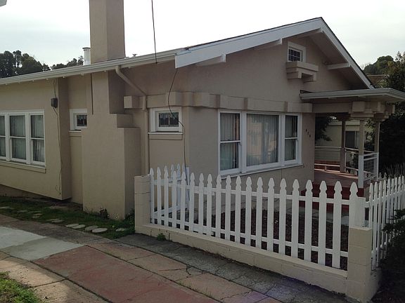 2nd image of 426 Van Dyke Ave
