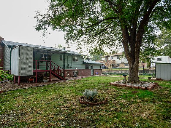 Back Exterior & Yard