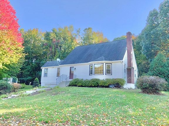 5th image of 143 Highland St