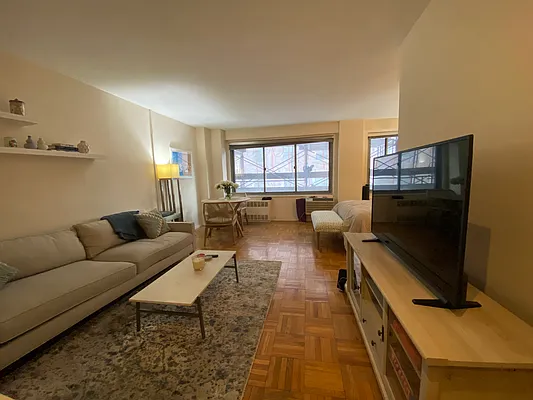 Rented by Compass | media 4