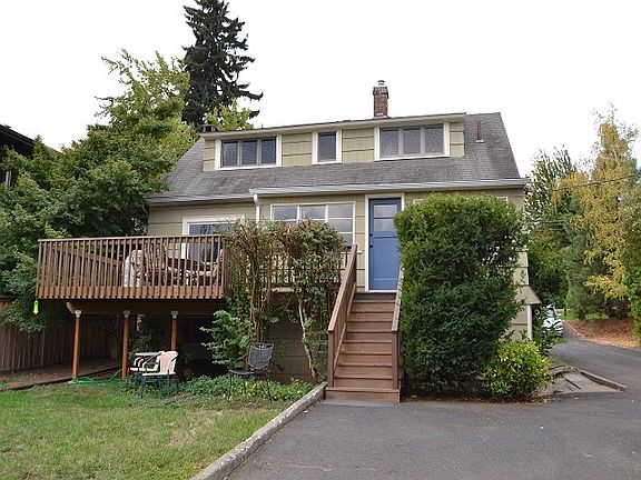 backyard and deck for entertaining