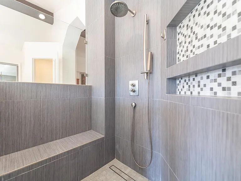24692 Kings Rd — Photo 71