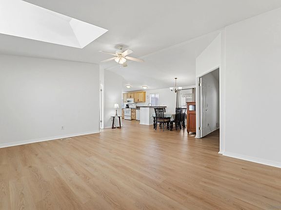 3rd image of 27701 Murrieta Rd Space 76