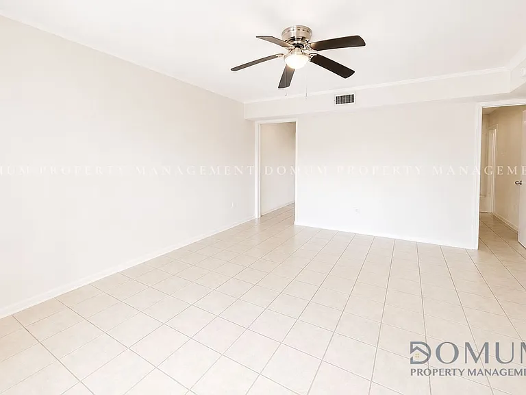 1811 Perkins Ave #4 — Photo 2
