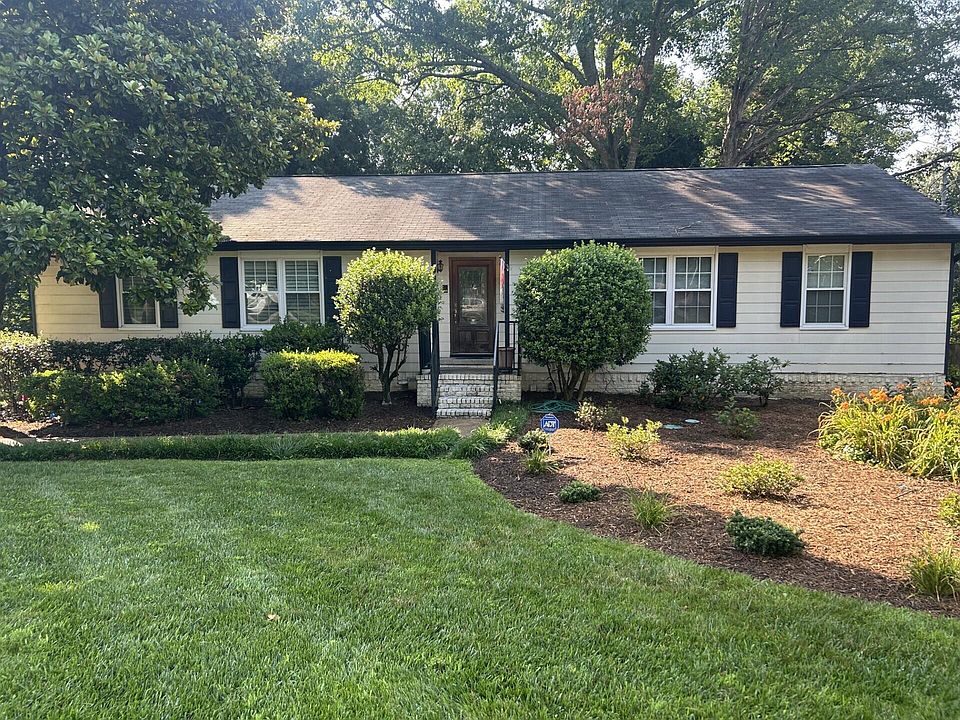 1st image of 988 Stone Crest Cir