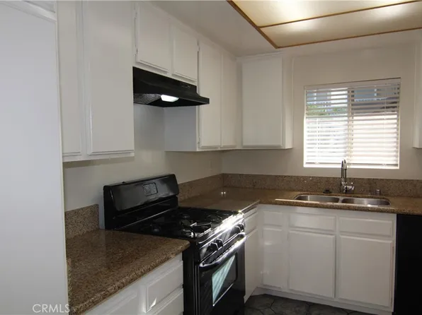 955 E 3rd St Unit 204, Long Beach, CA 90802