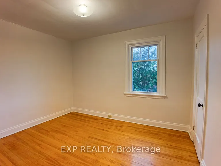 448 Holland Ave — Photo 25