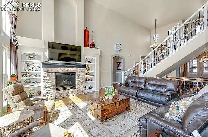 4933 Alberta Falls Way — Photo 15