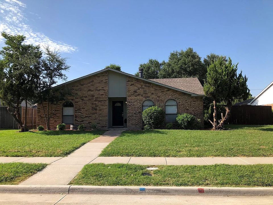 1st image of 312 Willow Springs Dr