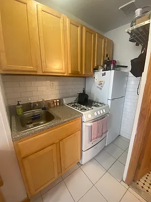 Rented by J Misrahi Realty Corp | media 11