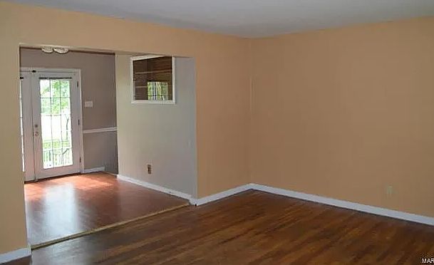 1st image of 208 Bonanza Dr #9