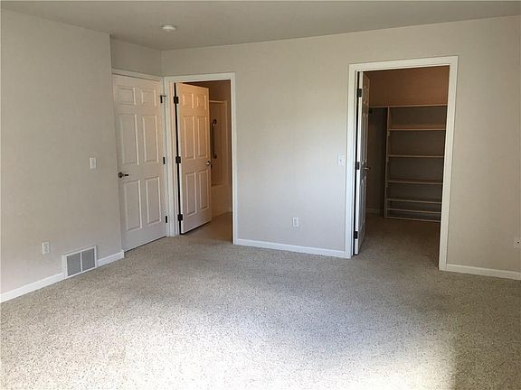 5th image of 1562 38th St W