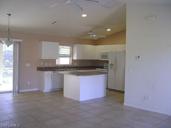 4th image of 41 NE 9th Ave
