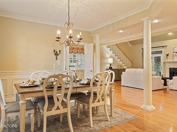 5th image of 1111 Highgrove Garden Way