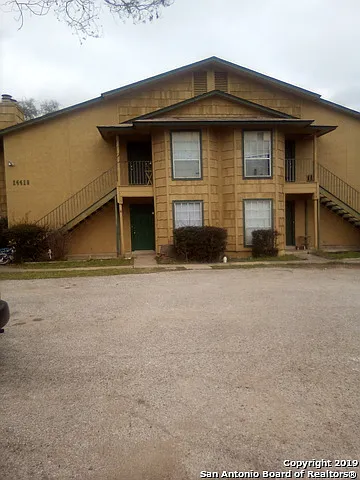 14418 Castlebury Dr #2