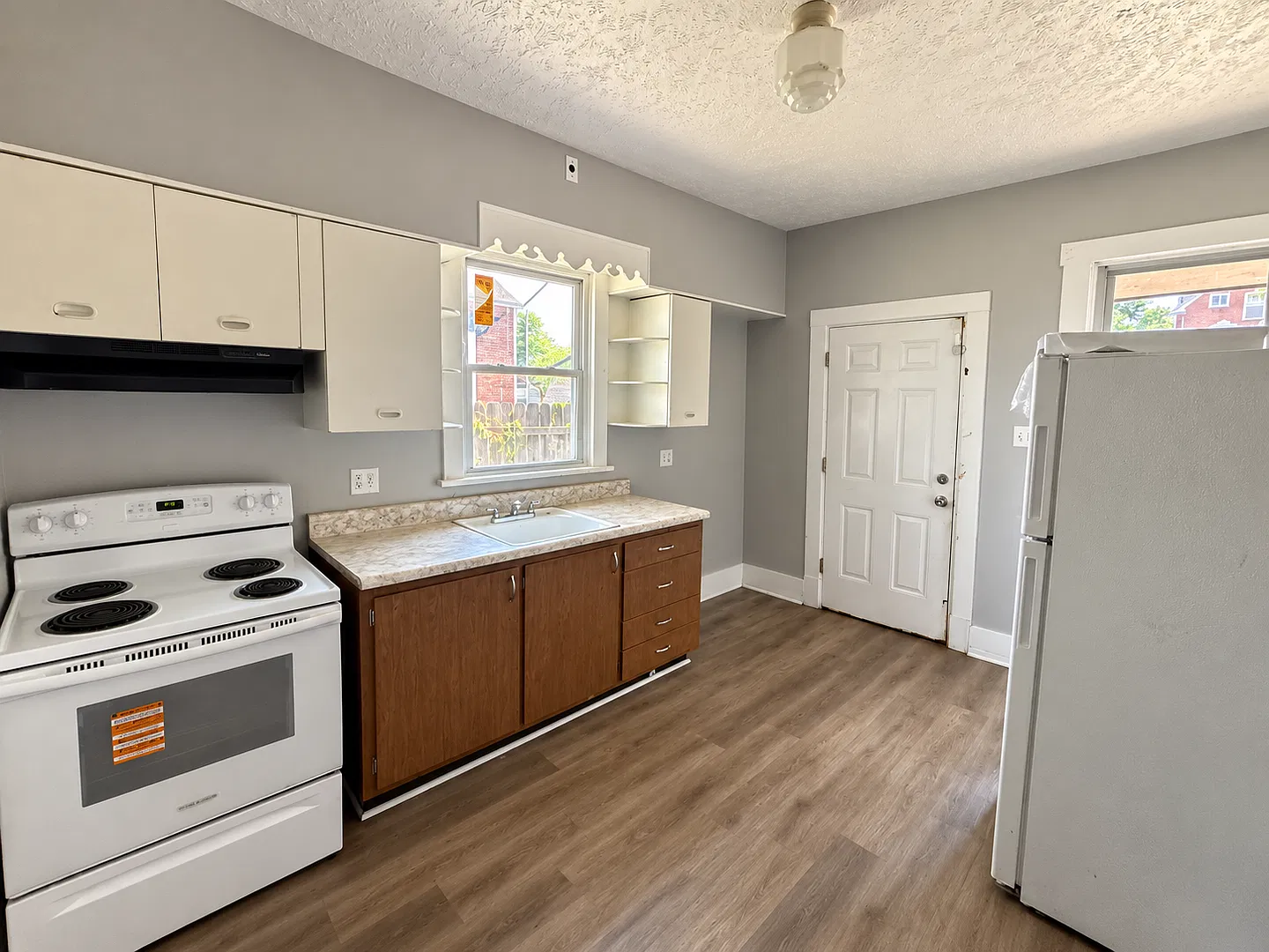 4 Bedroom/ 1 Bath Home for Rent Clairton, PA — Photo 3