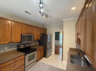 2807 Oakleigh Township Dr, Knoxville, TN 37921
