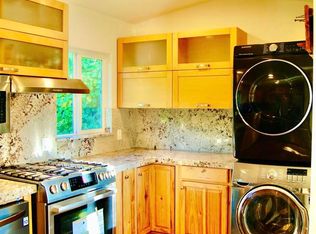 736 Mar Vista Dr, Vista, CA 92081