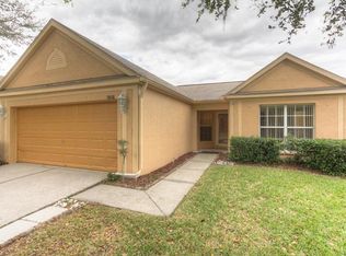 18116 Leafwood Cir, Lutz, FL 33558