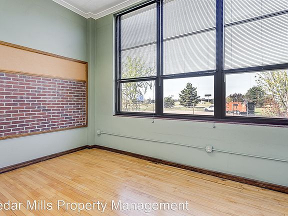 5th image of 1220 E Kellogg St #102