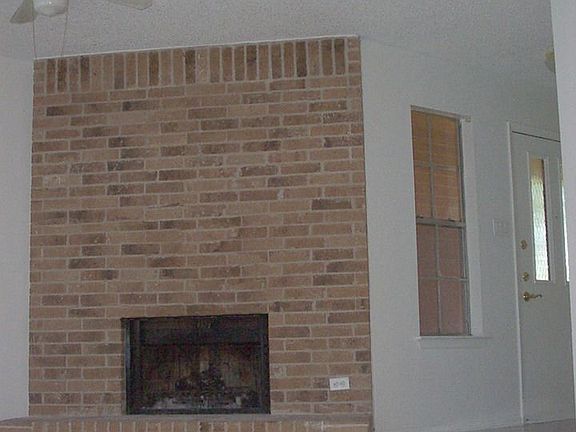 LR/Fireplace