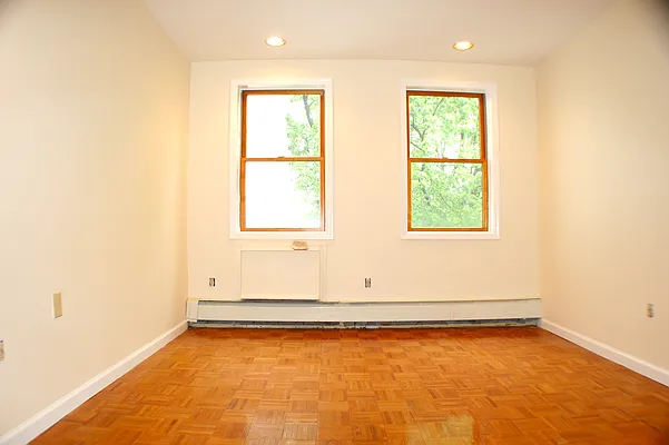 Rented by Temple Morrow LLC | media 11