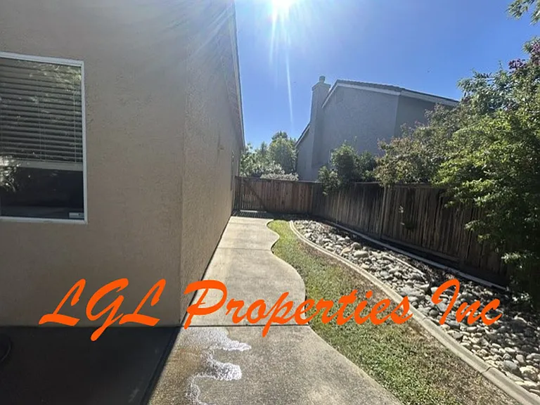4116 Woodwillow Ln — Photo 36