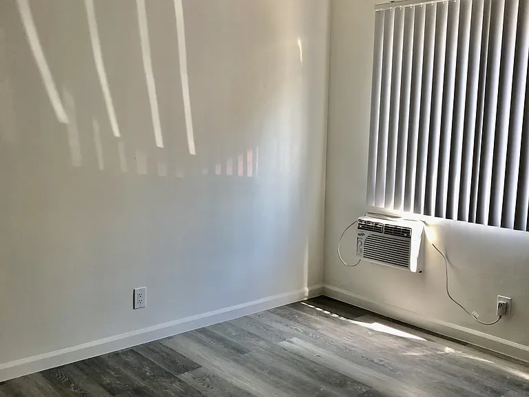 4232 Ethel Ave — Photo 12