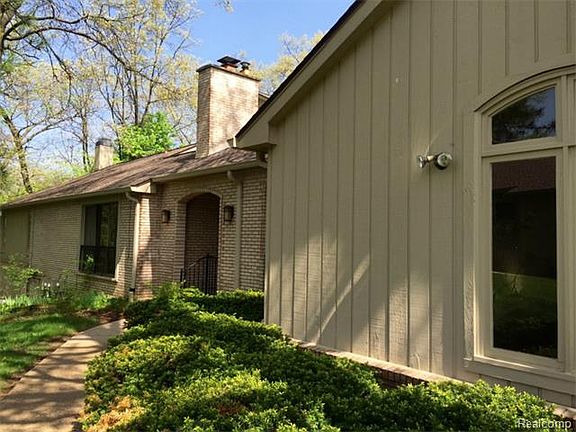 3rd image of 1143 Timberview Trl #129
