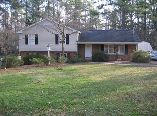 1218 Ivy Ln, Raleigh, NC 27609