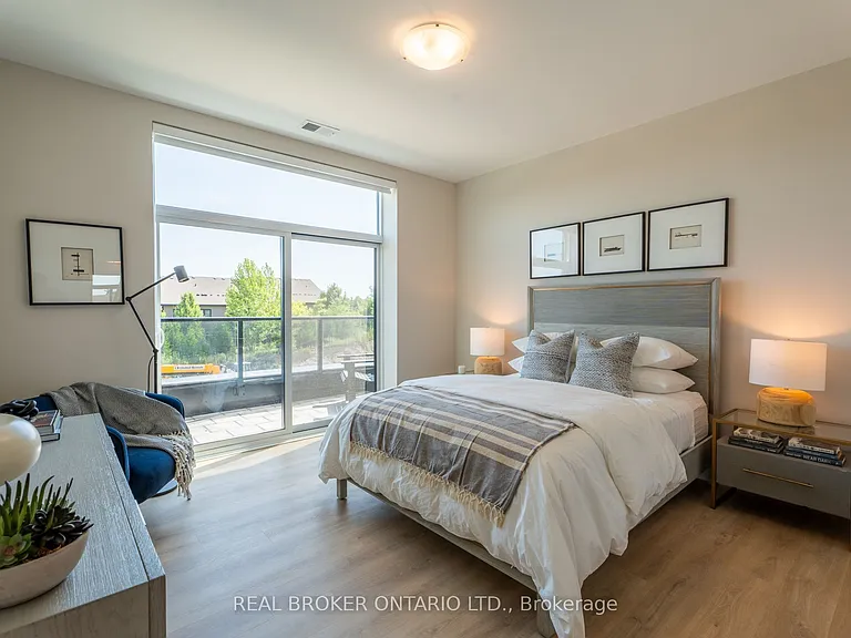1882 Gordon St #410 — Photo 5
