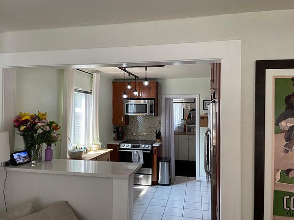 living room looking into kitchen