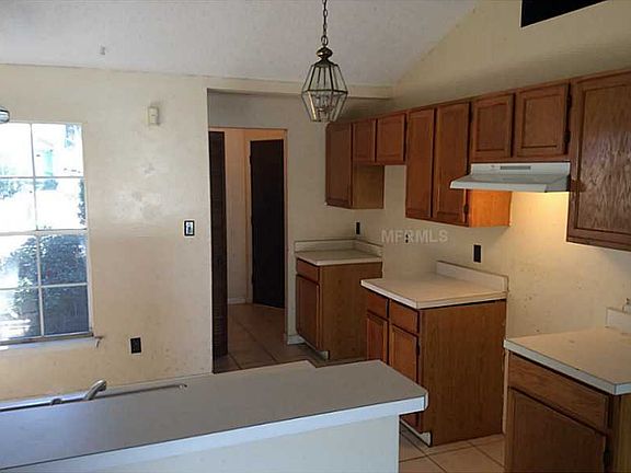 5th image of 7037 Gray Shadow St