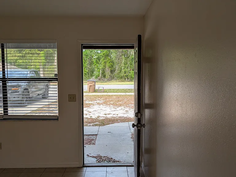 371 NW Lake City Ave #102 — Photo 18