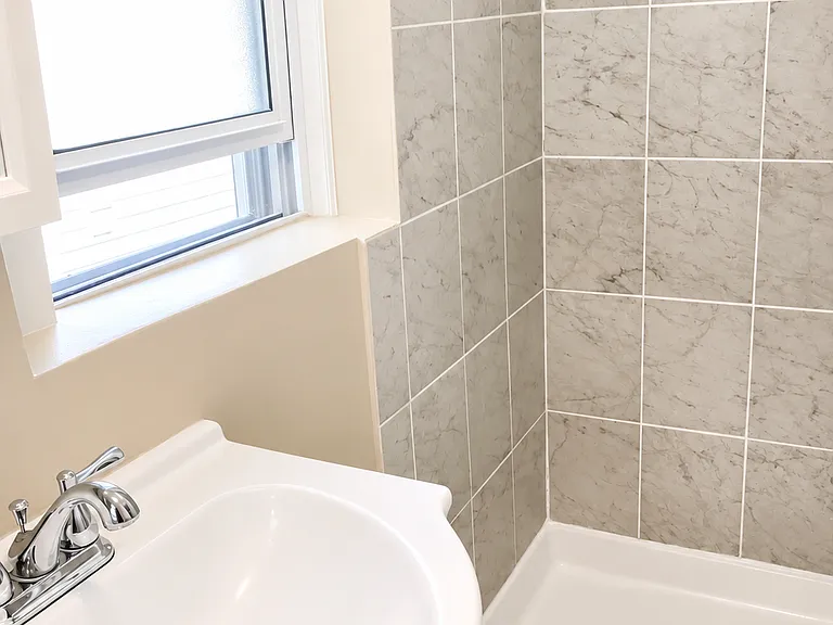 714 W Liberty St #3 — Photo 16