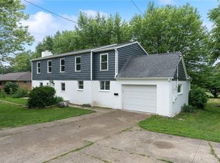 1189 Spinning Rd, Dayton, OH 45432