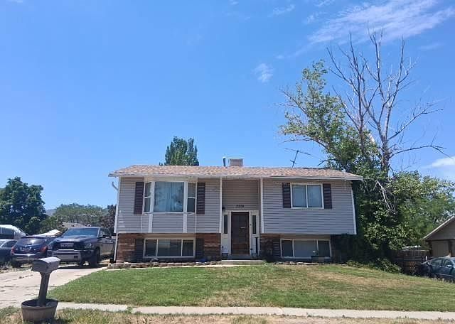 1st image of 3824 S Paine Rd