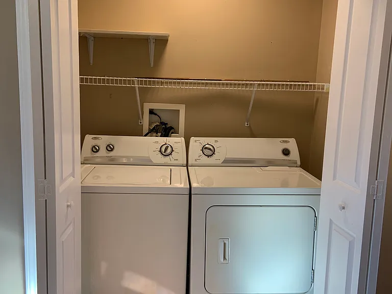 318 N Thompson St #318 — Photo 17