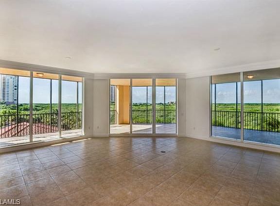 2nd image of 24011 Via Castella Dr APT 2301