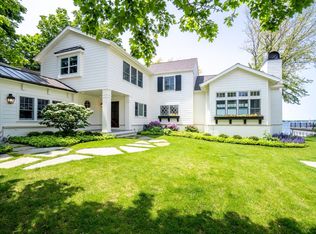 11531 N Ogden Point Rd, Syracuse, IN 46567