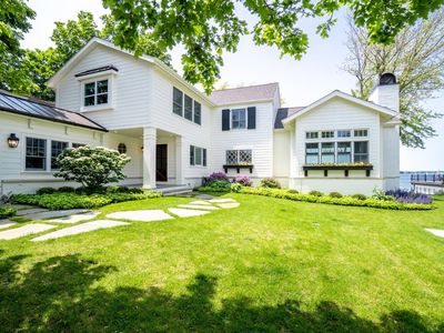 11531 N Ogden Point Rd, Syracuse, IN, 46567
