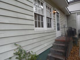 195 Fishburne St, Charleston, SC